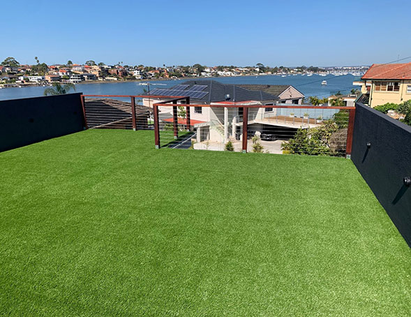 Artificial Grass Solution That Looks Like A Natural Lawn
